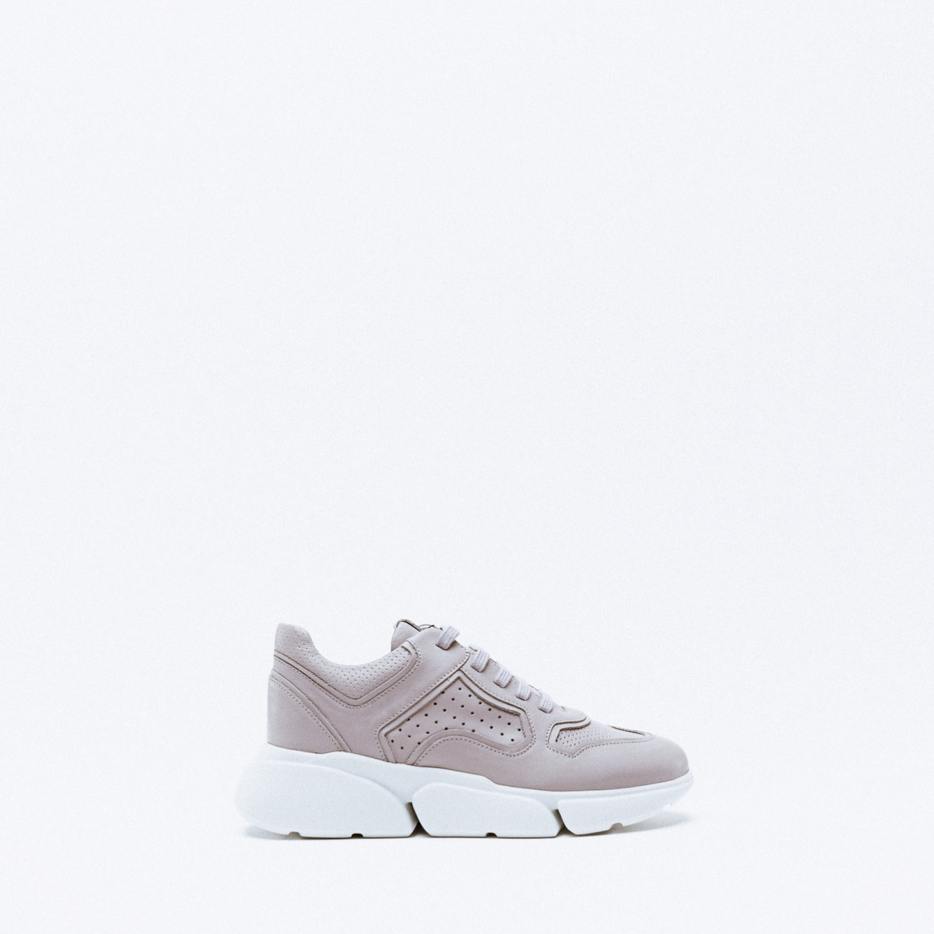 Custom sneaker development from scratch in Portugal