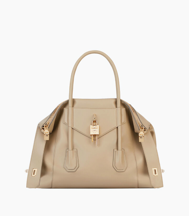 The Designer Bags Of 2021. Givenchy Medium Antigona Soft Lock Bag